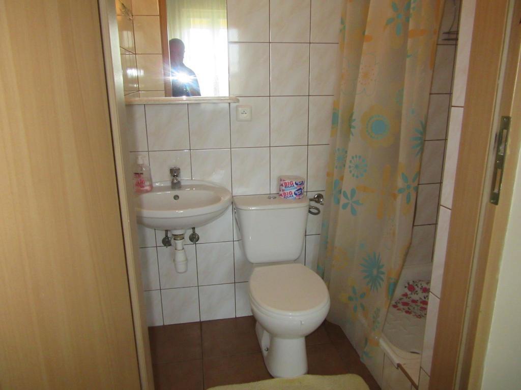 Gospodarstwo Agroturystyczno-Edukacyjne Gratka Celiny  Buitenkant foto
